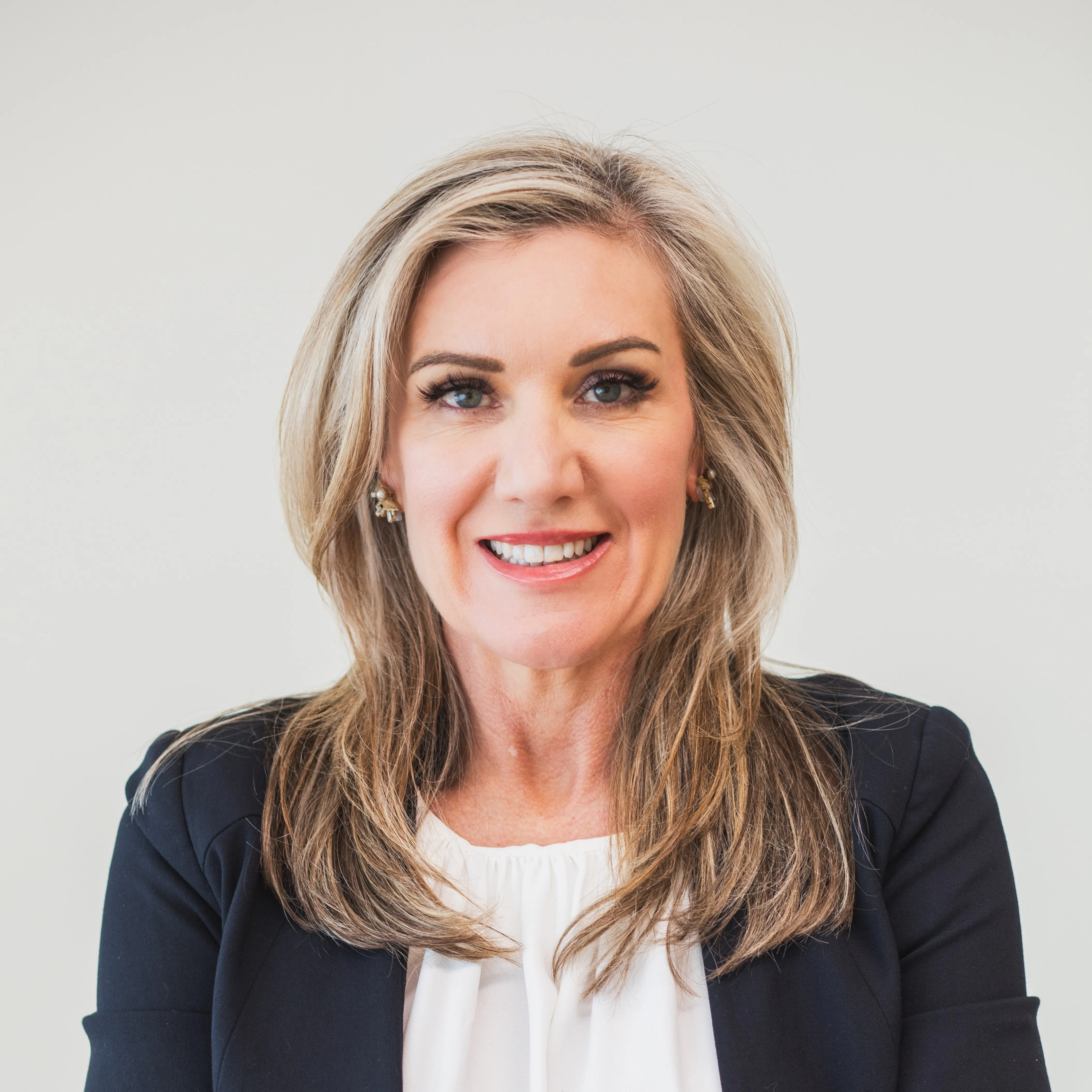 Ms. Lea Arnold-Phillips